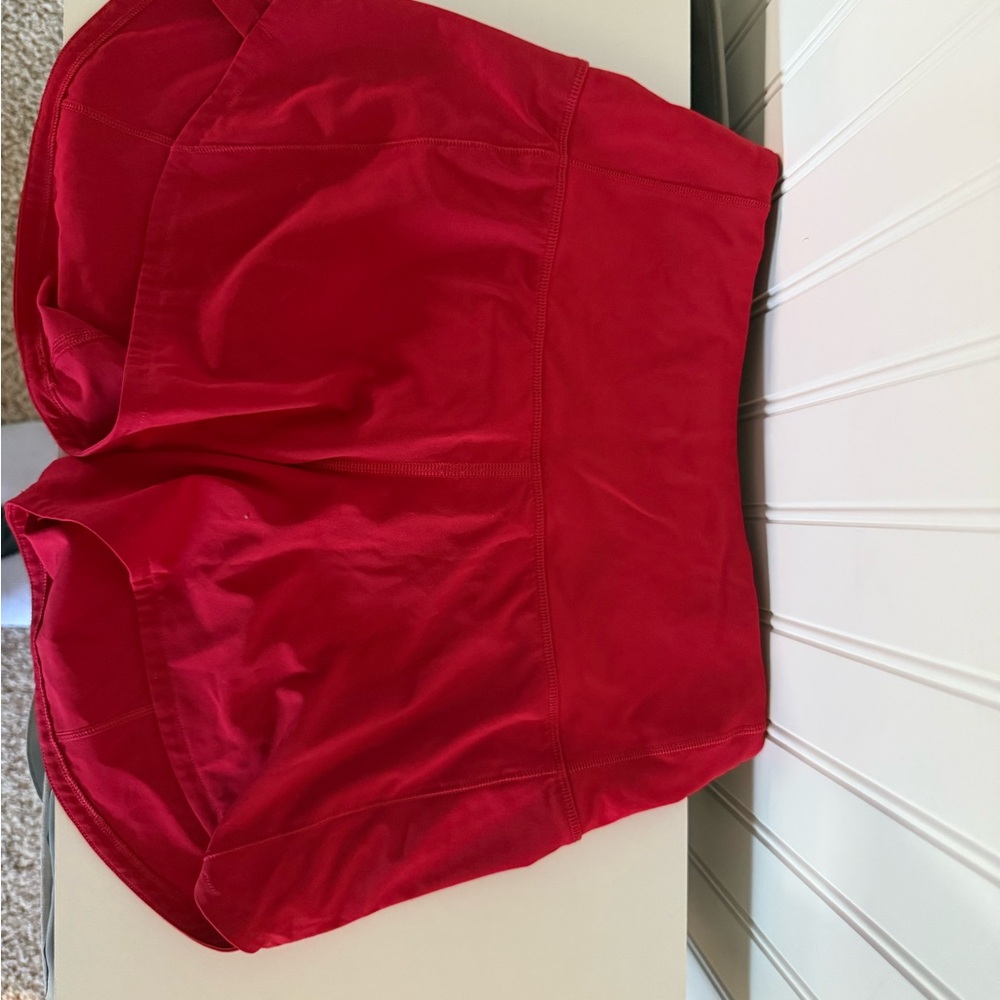 Lululemon Speed up Shorts 2.5 in